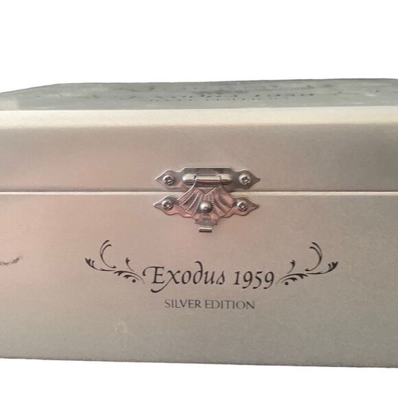 Pre Owned Carlos Torano Exodus 1959 Silver Edition Cigar Box Torpedo - Picture 9 of 16